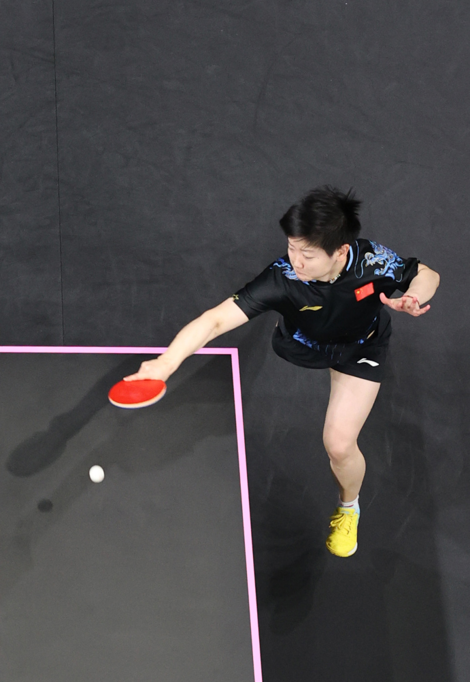 不仅需要技 不仅需要技