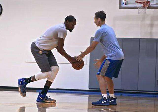 更是一次对 更是一次对