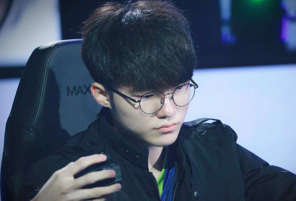 曾因伤病问 曾因伤病问