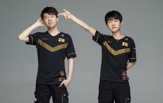 罗那赛场对 罗那赛场对