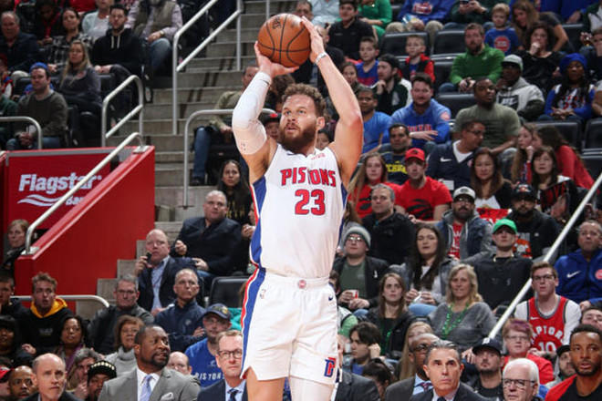 均不占优 均不占优