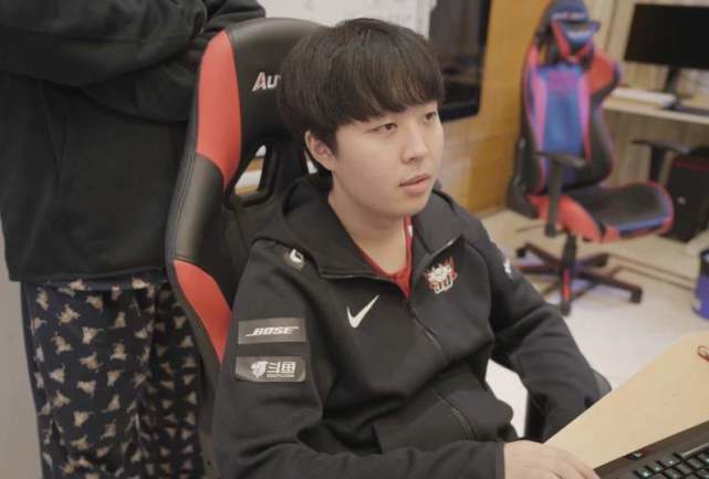 完全掌控在 完全掌控在