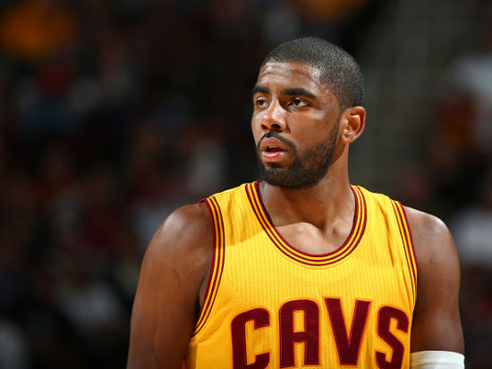 前场球员来 前场球员来