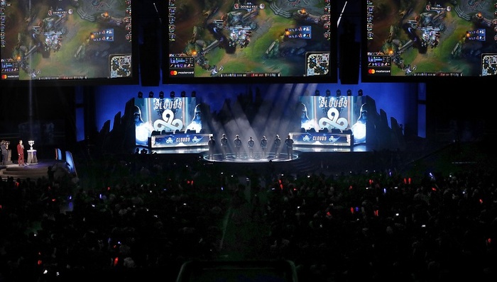 马奎尔并未 马奎尔并未