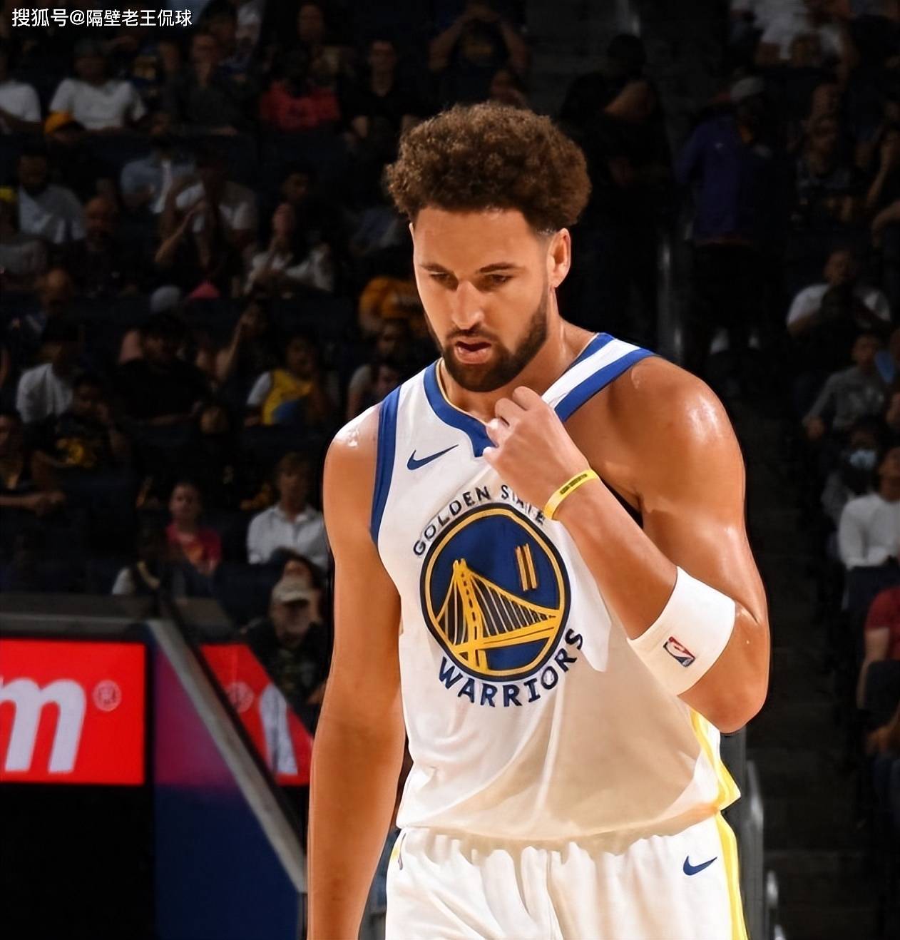 被切割为两 被切割为两