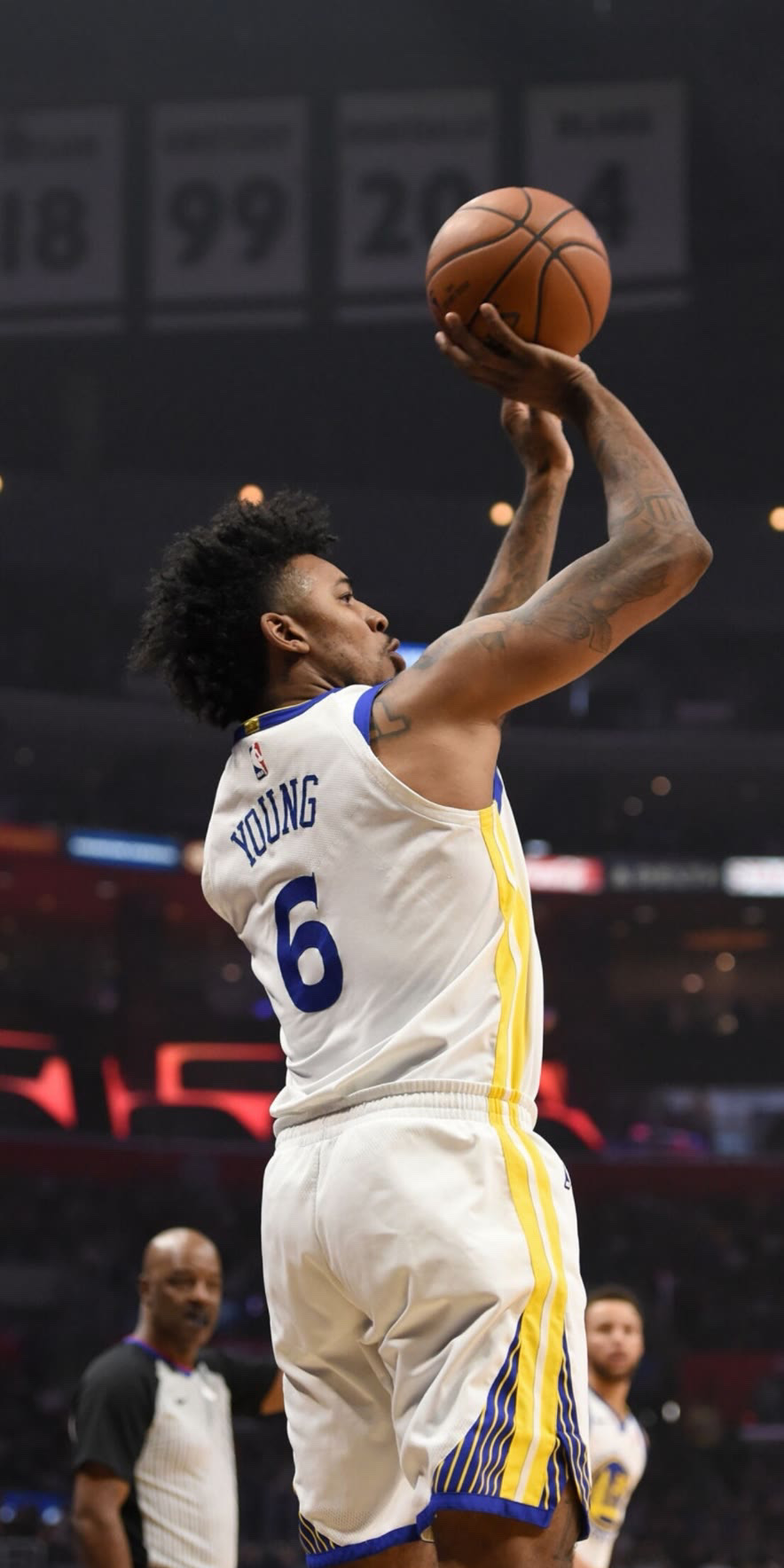 这座足协杯 这座足协杯